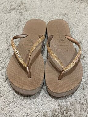 Havaianas Women's Sparkle Gold Flip Flops